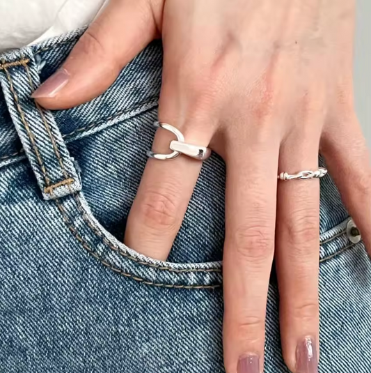 Eclipse Loop Ring - Silver